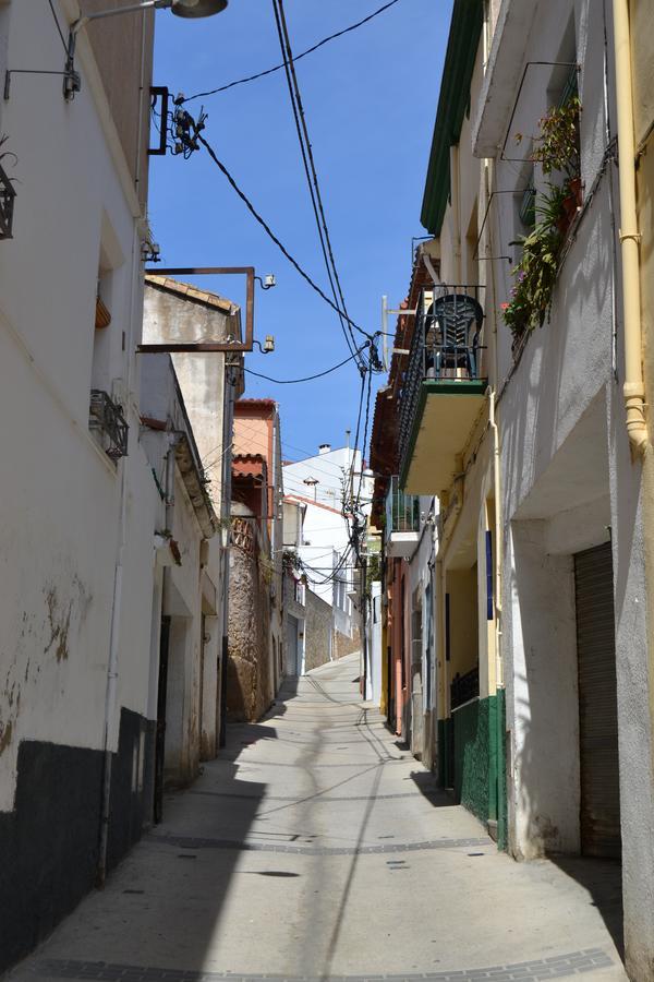 Hostal Casa Torrent Canet De Mar Esterno foto
